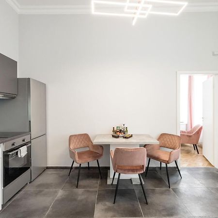 Prime Star Fashion Street Modern Luxury Apartments บูดาเปสต์ ภายนอก รูปภาพ