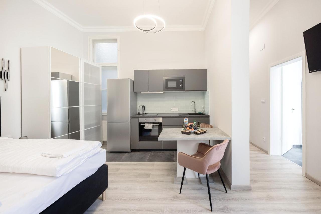 Prime Star Fashion Street Modern Luxury Apartments บูดาเปสต์ ภายนอก รูปภาพ